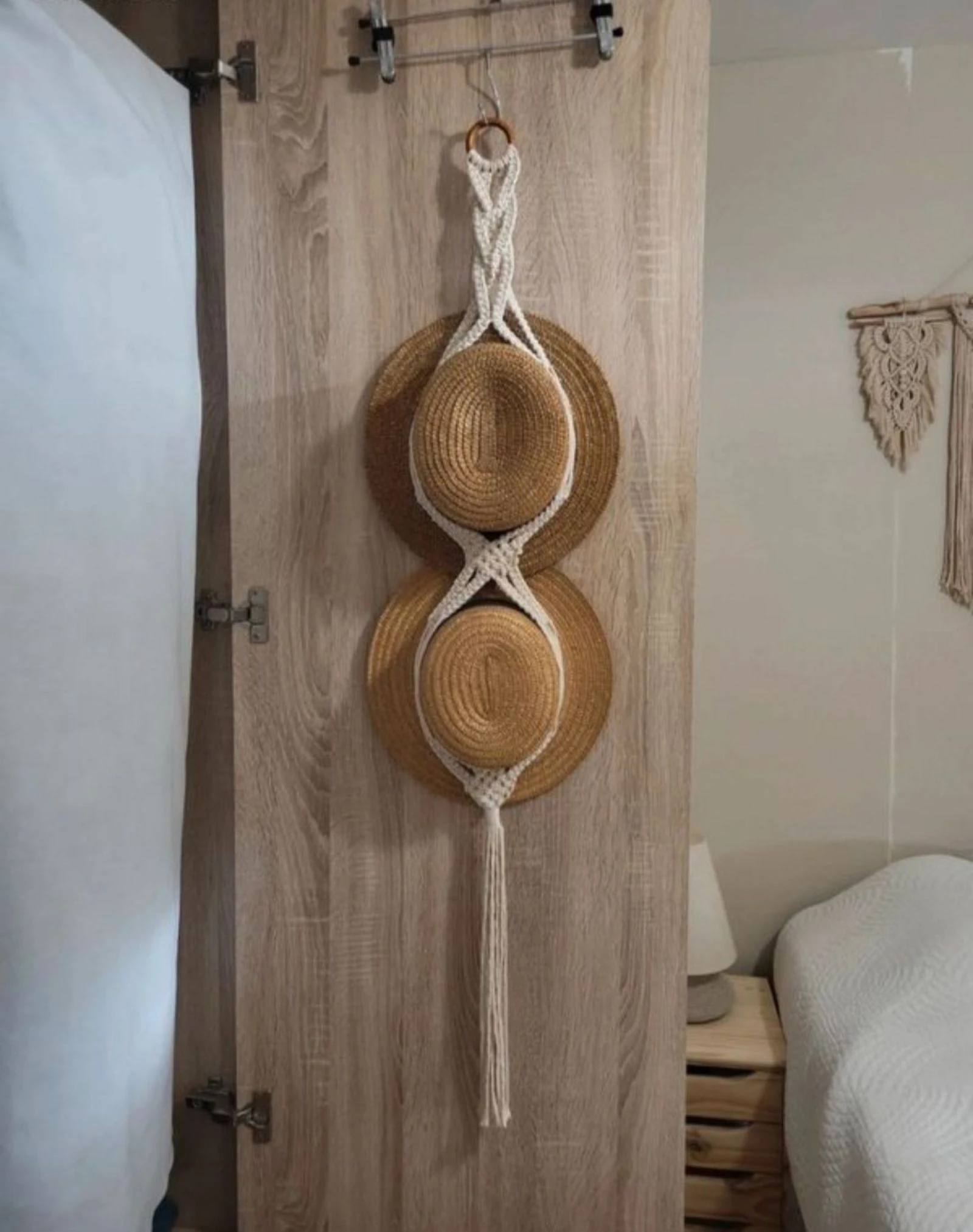 Accroche chapeau 